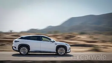 BYD Sealion 7 Right Side View