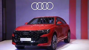 Audi RS Q8 Performance Left Front Three Quarter