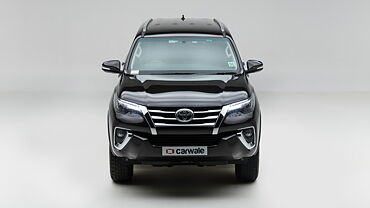 Toyota Fortuner [2016-2021] Front View