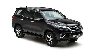 Discontinued Toyota Fortuner 2016 Right Front Three Quarter