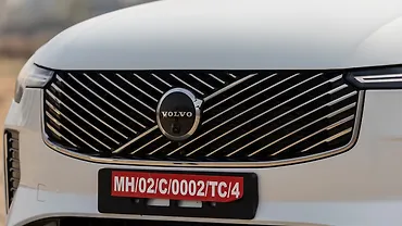 Volvo XC90 Front Logo