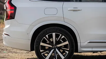 Volvo XC90 Rear Fender