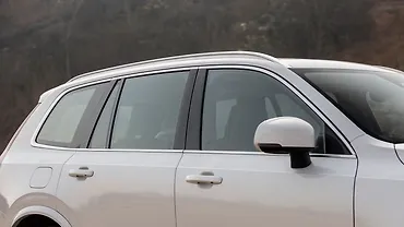 Volvo XC90 Side Glass Housing