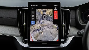 Volvo XC90 360-Degree Camera Control
