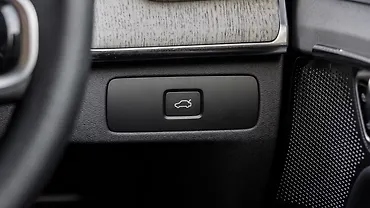 Volvo XC90 Boot Release Lever/Fuel Lid Release Lever