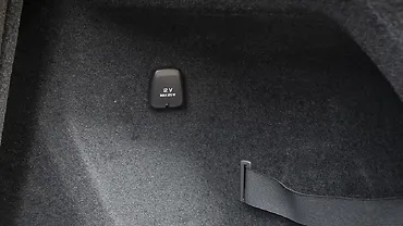Volvo XC90 Bootspace 12V Supply