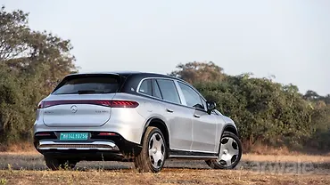 Mercedes-Benz Maybach EQS SUV Right Rear Three Quarter