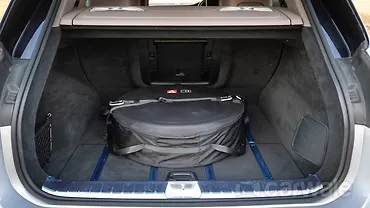Mercedes-Benz Maybach EQS SUV Bootspace