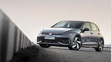 Volkswagen Golf GTI Left Front Three Quarter