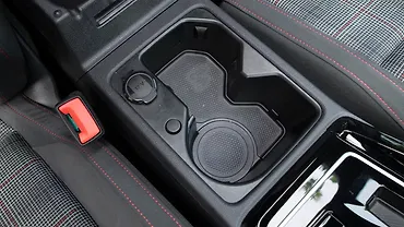 Volkswagen Golf GTI Cup Holders