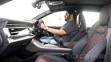 Audi RS Q8 Performance Front Row Seats