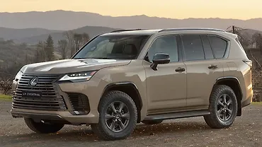 Lexus LX Right Front Three Quarter