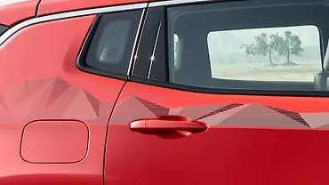 Jeep Compass Right Side View