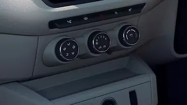 Renault Triber AC Controls