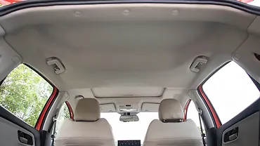 टाटा अल्ट्रोज़ भीतरी कार की रूफ़