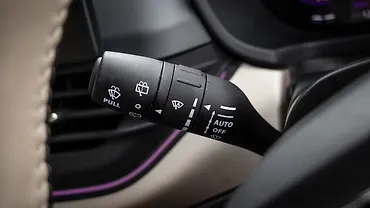 टाटा अल्ट्रोज़ वाइपर स्टॉक