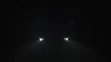 Nissan Gravite Headlight