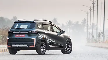 Nissan Gravite Right Rear Three Quarter