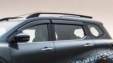 Nissan Gravite Side Glass Housing