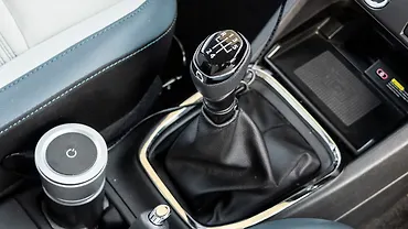 Nissan Gravite Gear Shifter/Gear Shifter Stalk