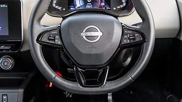 Nissan Gravite Steering Mounted Controls