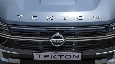 Nissan Tekton Front Logo