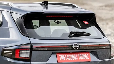 Nissan Tekton Rear Windshield/Windscreen