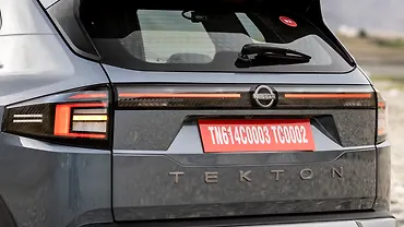 Nissan Tekton Rear Signal/Blinker Light