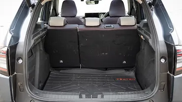 Nissan Tekton Bootspace