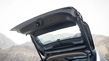 Nissan Tekton Open Boot/Trunk