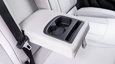 Nissan Tekton Rear Cup Holders
