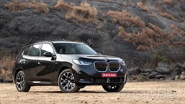 BMW X3 Right Front Three Quarter