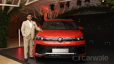 Volkswagen Tiguan R-लाइन 49 लाख रुपए में हुई लॉन्च