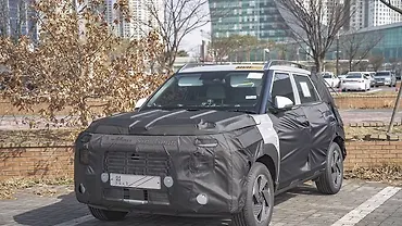 New-gen Hyundai Venue Spotted Testing Again: What’s New? New-gen Hyundai Venue Spotted Testing Again: What’s New?