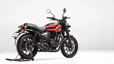 Royal Enfield Hunter 350 Right Rear Three Quarter