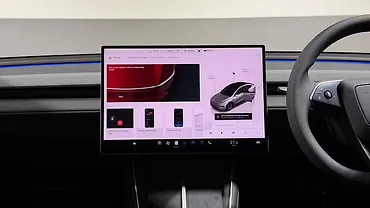 टेस्ला मॉडल Y इंफोटेनमेंट सिस्टम टेस्ला मॉडल Y इंफोटेनमेंट सिस्टम