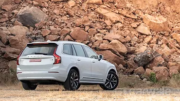 Volvo XC90 Right Rear Three Quarter