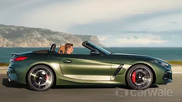 BMW Z4 Left Front Three Quarter