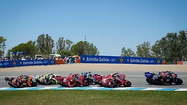 Ducati Panigale V4 Right Side View