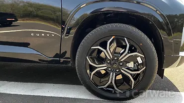 टाटा कर्व व्हील