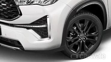 Toyota Innova Hycross Wheel