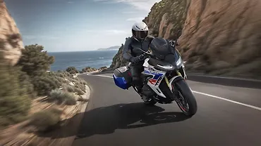  2025 BMW R 1300 RS: Image Gallery