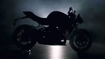 Triumph Speed Triple RX Teased Ahead of Global Debut