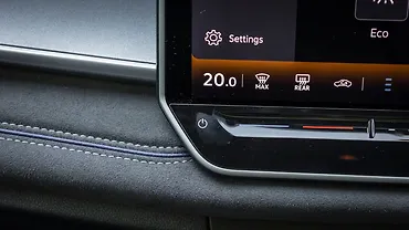 Volkswagen Tayron R-Line AC Controls