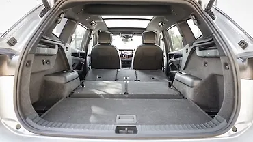 Volkswagen Tayron R-Line Bootspace Second and Third Row Folded