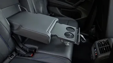 Volkswagen Tayron R-Line Second Row Cup Holders
