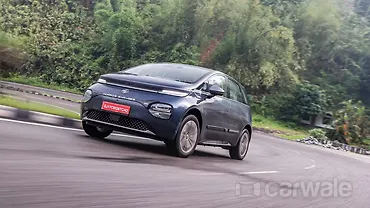 MG Windsor EV Left Front Three Quarter