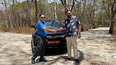 टाटा कर्व सामने का दृश्य