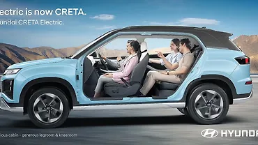 Hyundai Creta Electric Left Front Three Quarter