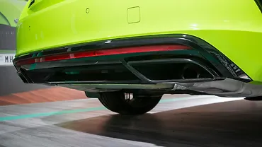 स्कोडा ऑक्टाविया आरएस रियर बम्पर